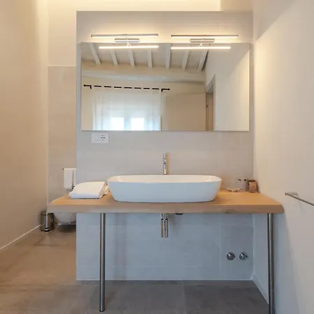 Amirooms Guest house