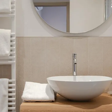 Amirooms Guest house 4*